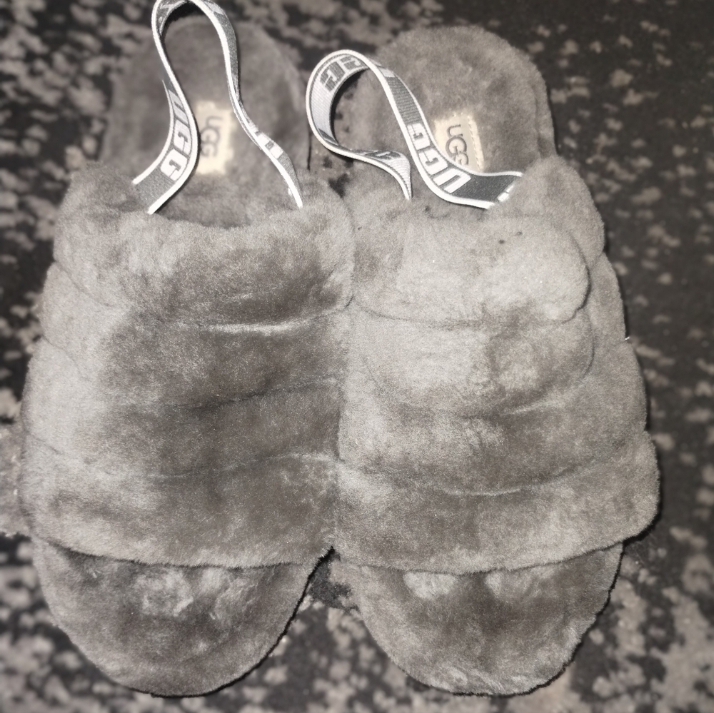 UGG fluff yeah size 8 women. TAKING ALL OFFERS NEED THEM GONE
